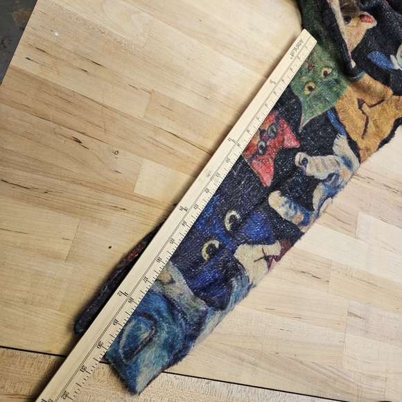 Colorful Cat Pattern Sweater - Picture 5 of 7